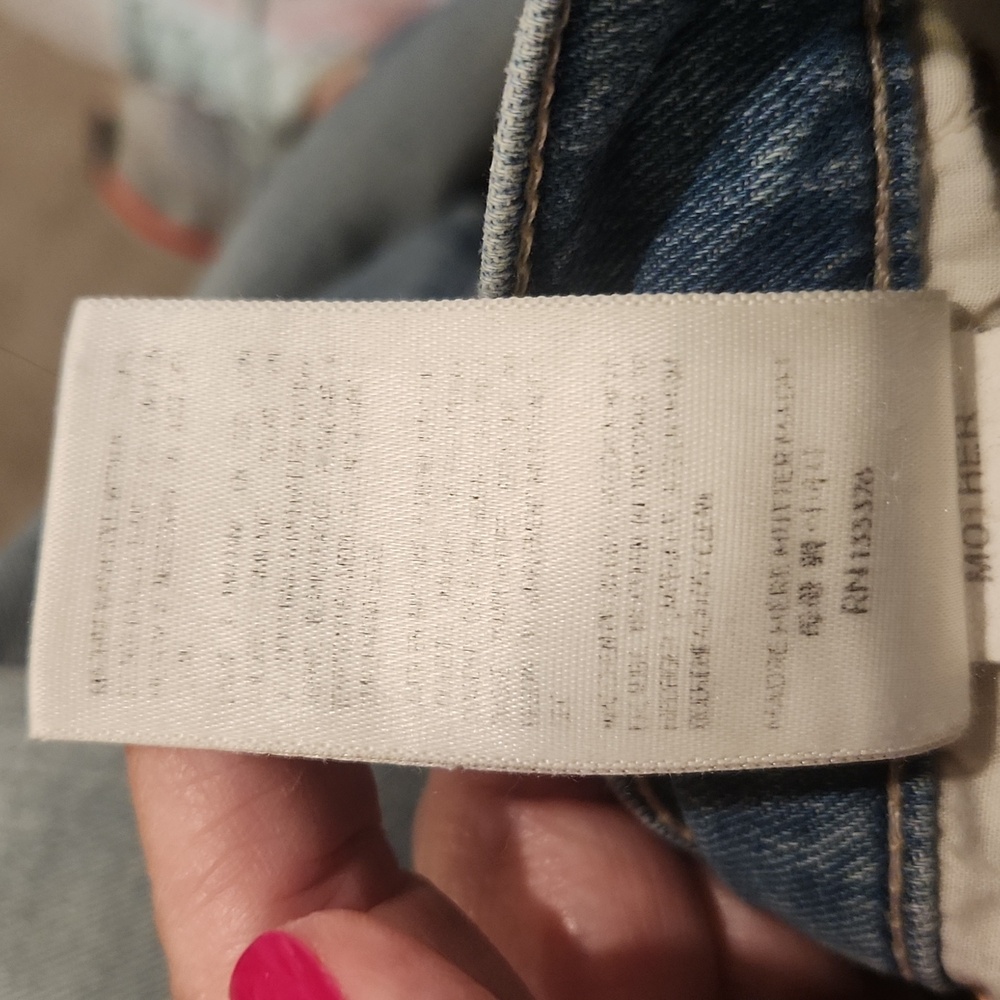 MOTHER The Slacker Fray Jeans in Wash- Love Drunk Cowboy Size 32! - Picture 6 of 14